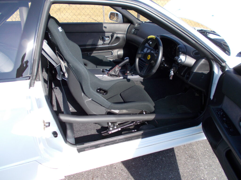 平成4年 日産スカイラインGT-R（R32）良質車両 | レッドメガフォン